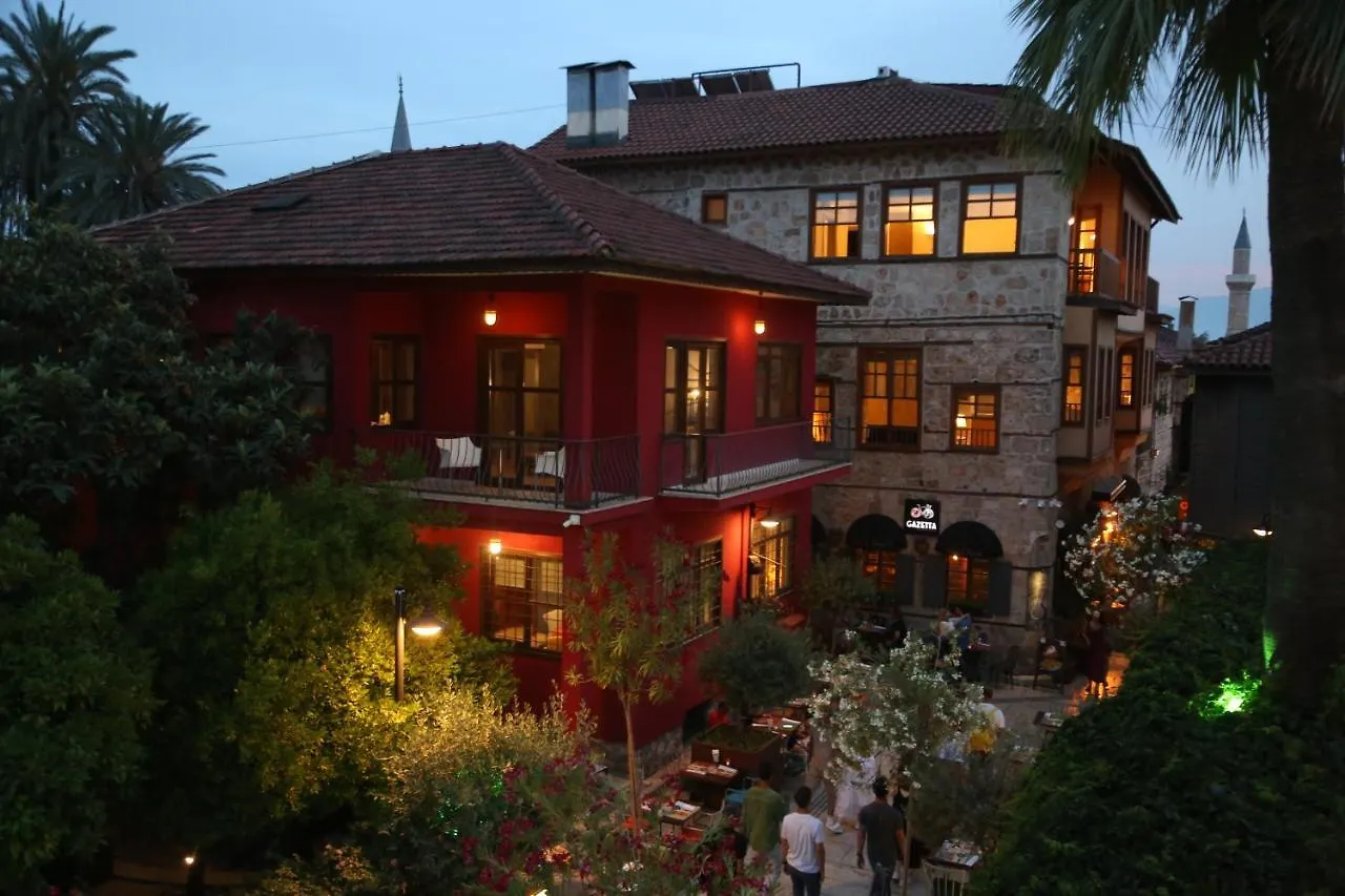 Alp Pasa Gazetta - Special Class Antalya Otel