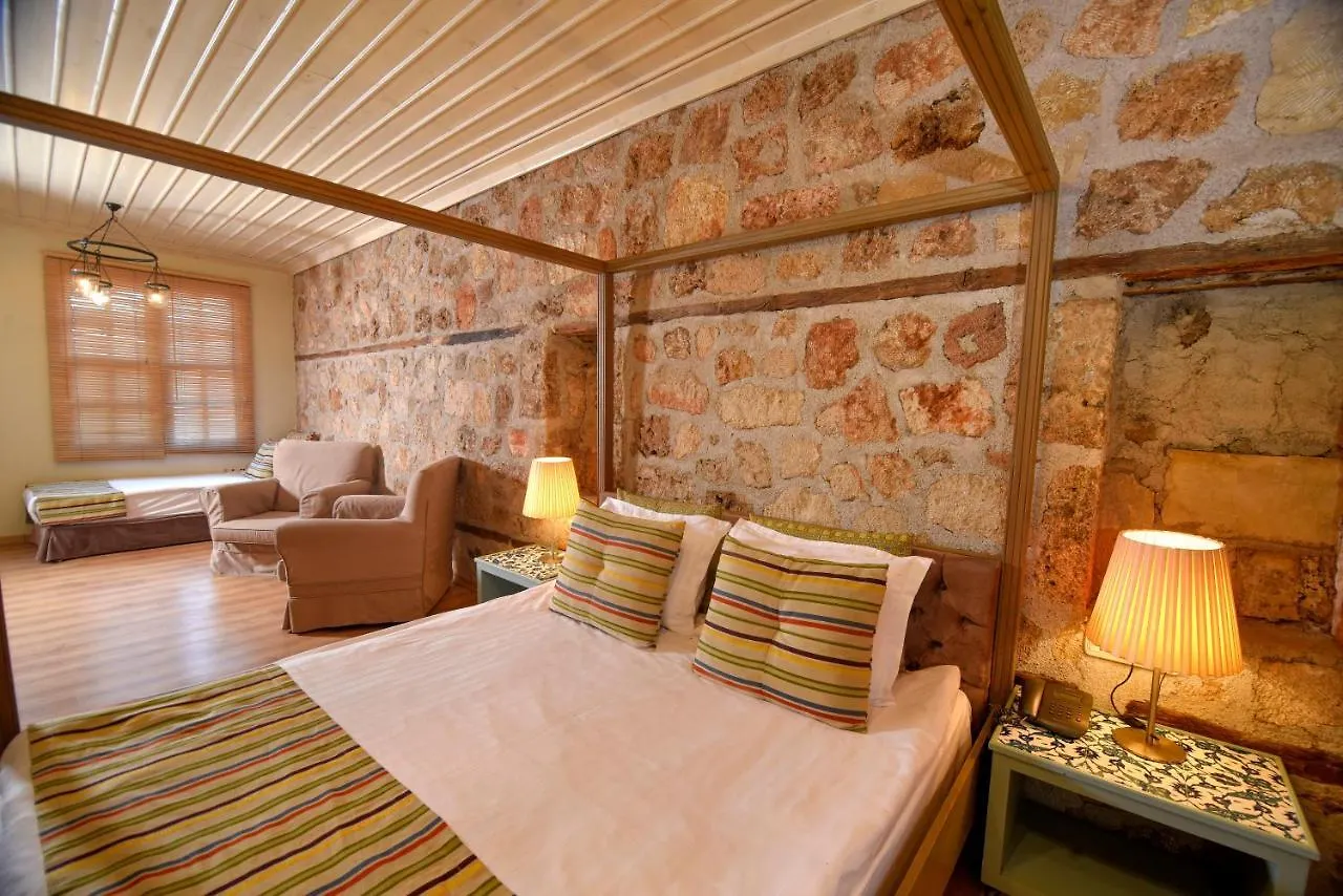 Alp Pasa Gazetta - Special Class Antalya Otel