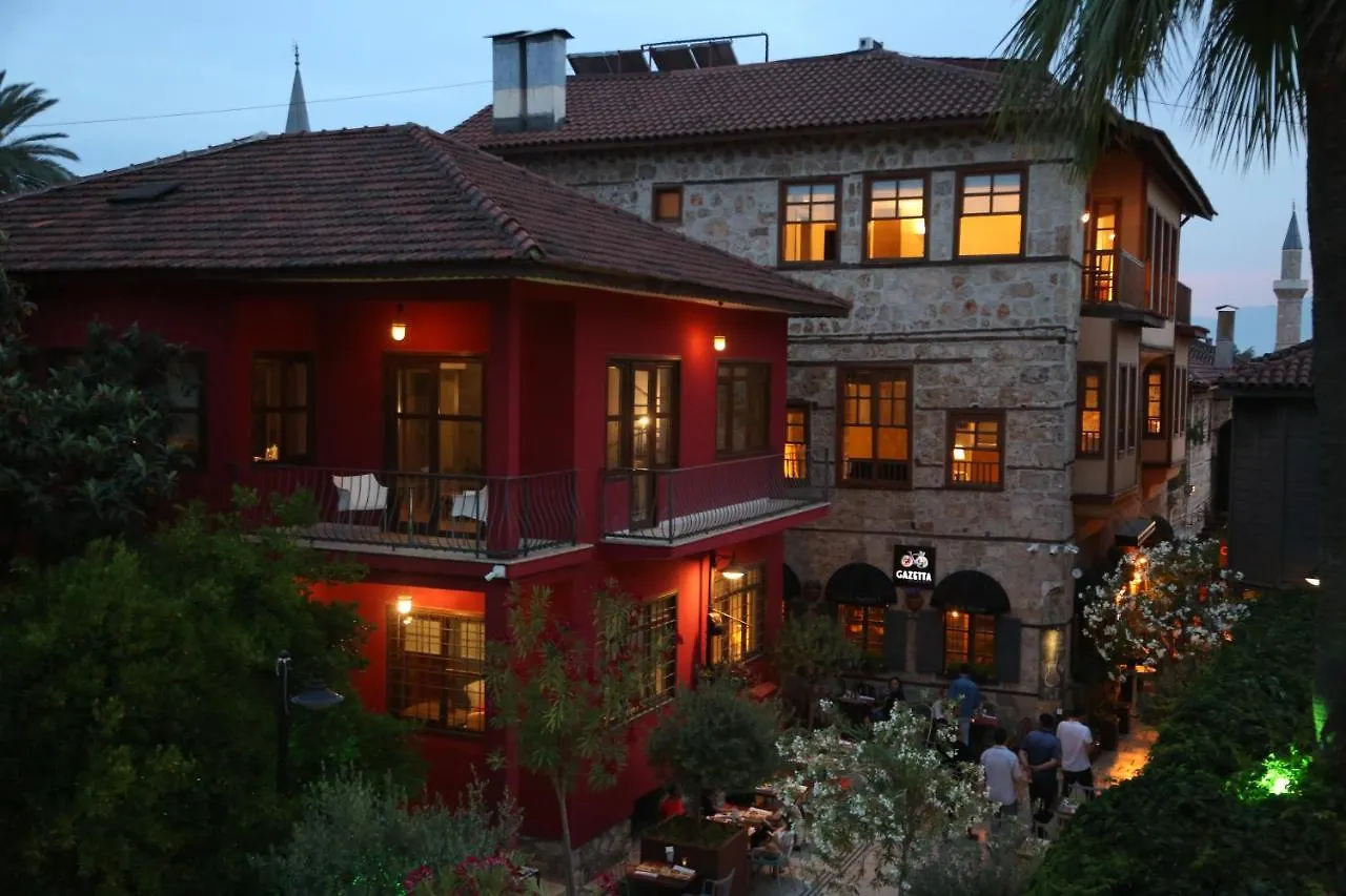 Alp Pasa Gazetta - Special Class Antalya Otel